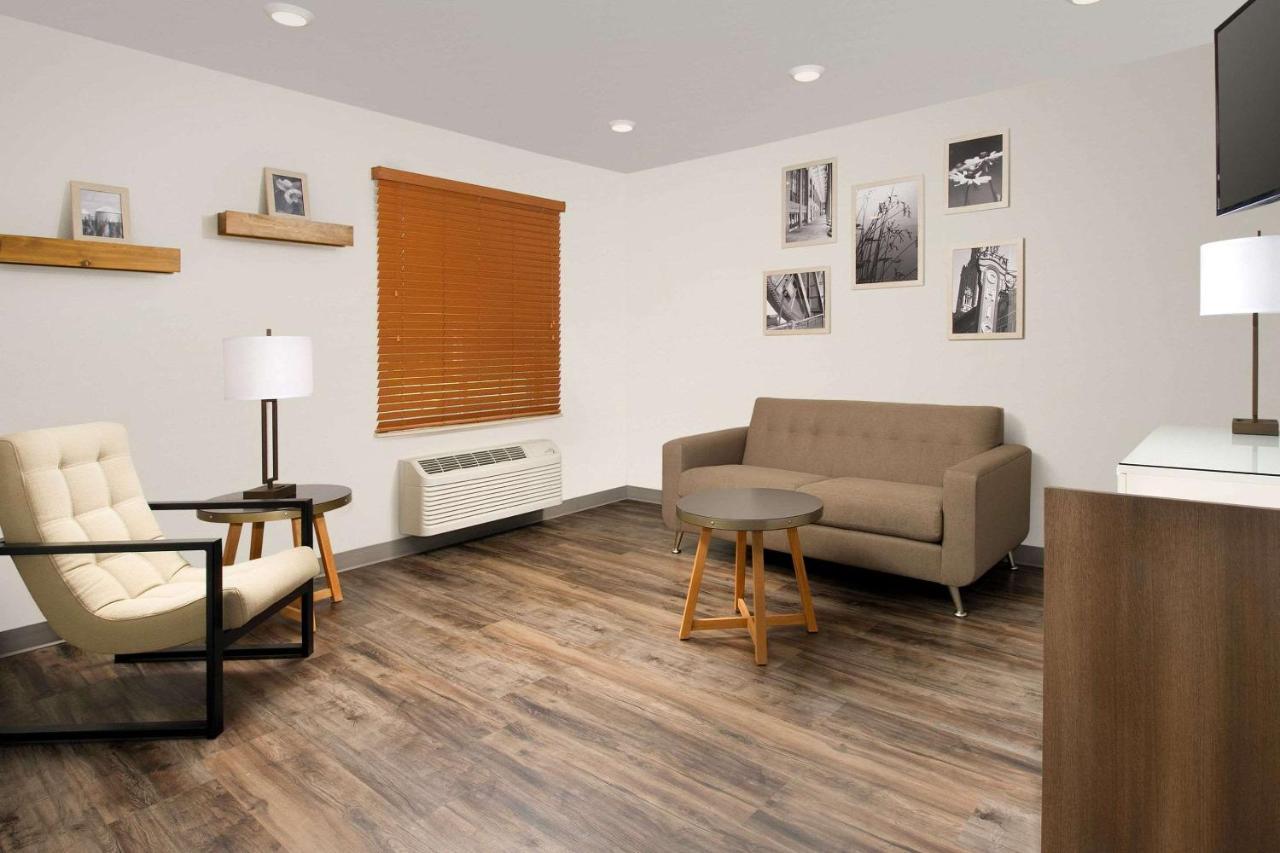 Woodspring Suites Chicago Darien Exteriör bild