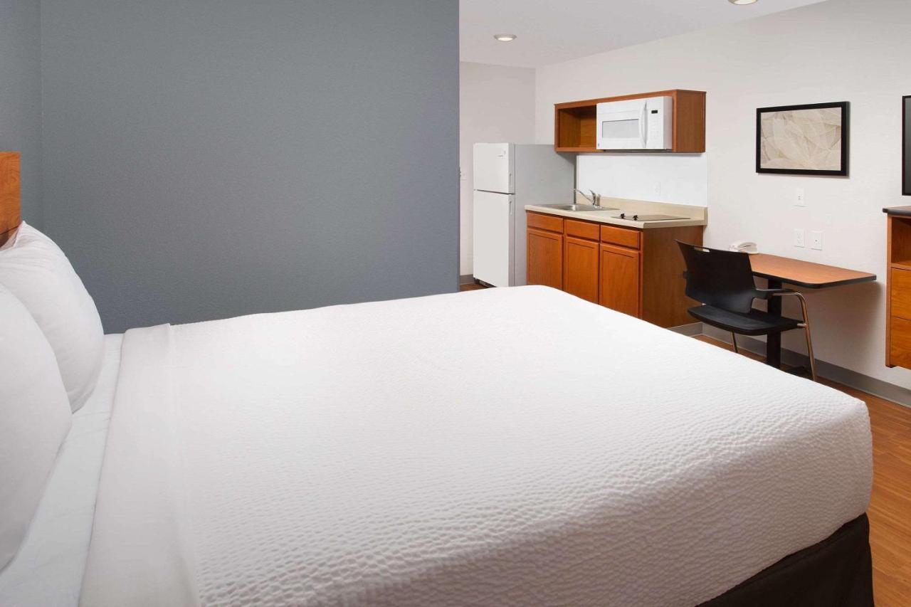 Woodspring Suites Chicago Darien Exteriör bild