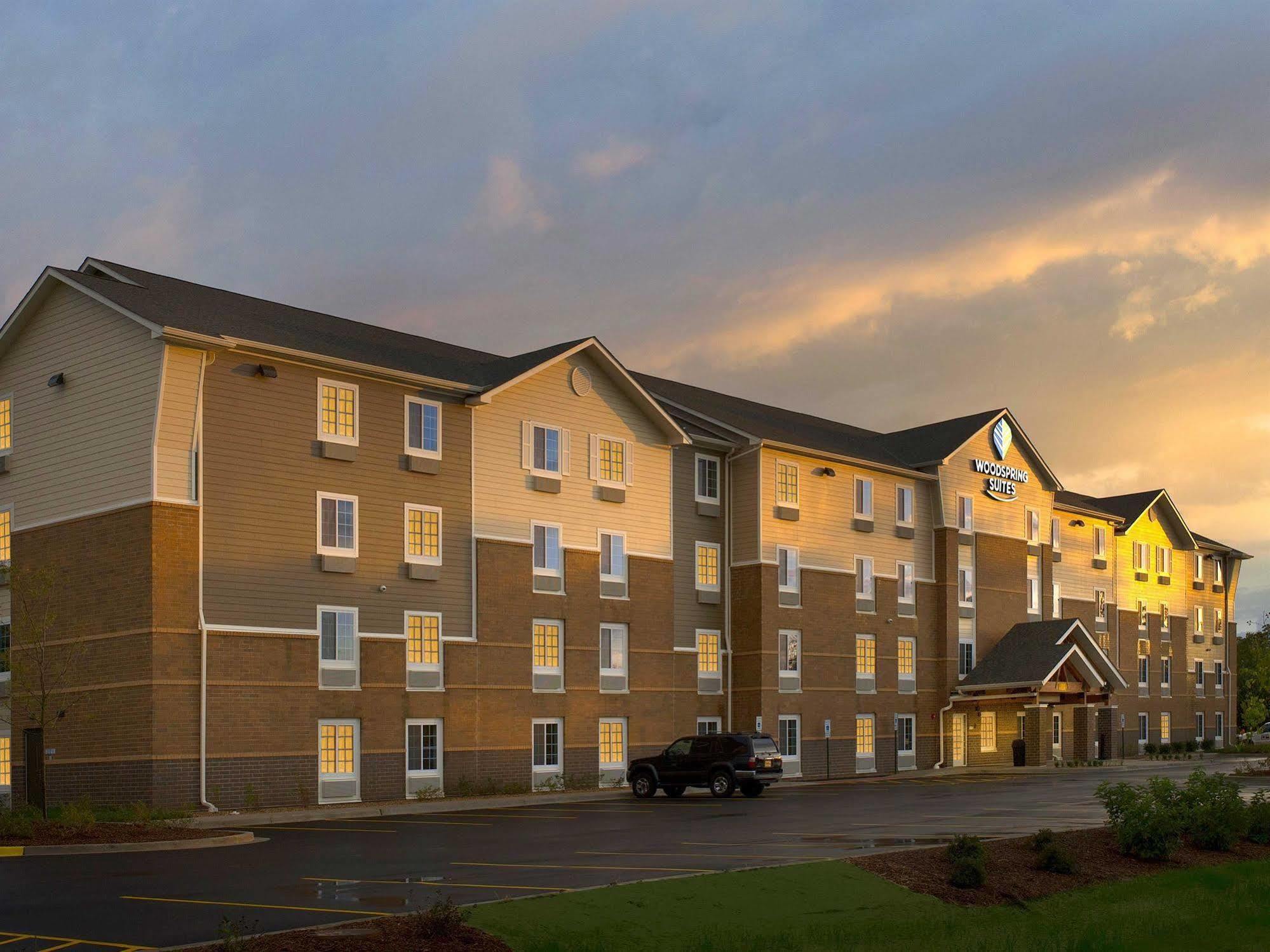 Woodspring Suites Chicago Darien Exteriör bild
